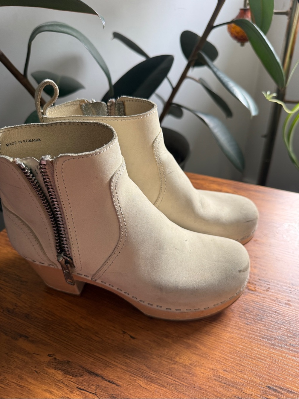 TOFFEL SWEDEN size 37 Womens Beige Suede Zip Ankle Booties - Picture 5 of 15